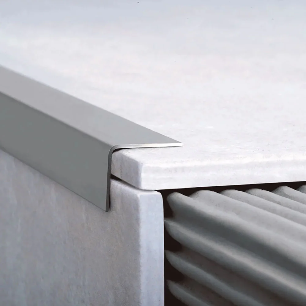 angulo tapacanto alum 16x16mmx2,5m crom mate - Imagen 2